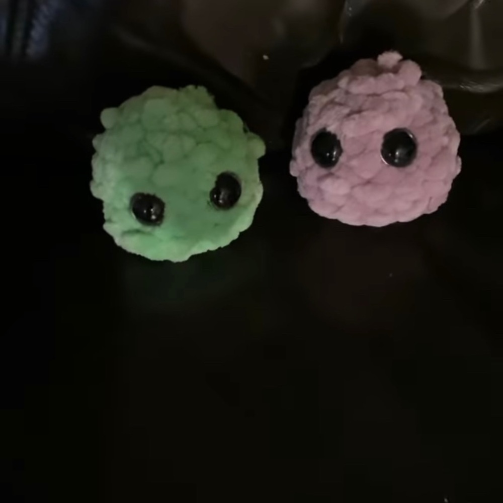Crochet stress balls